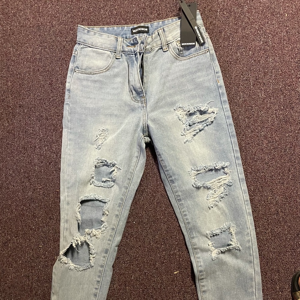 Distressed Boyfriend Jeans